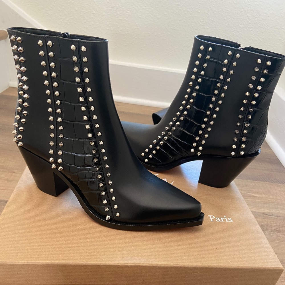 NWT Louboutin With My Guitar Boots